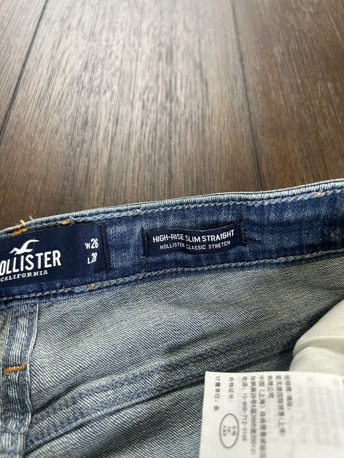 Hollister Hollister Jeans 3L Distressed High-Rise slim straight jeans Size 26" / US 2 / IT 38 - 11 Thumbnail