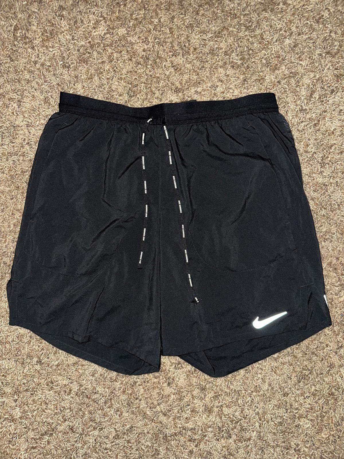 Nike Nike Men’s Flex Stride Brief 5" Running Black/White Short Size US 32 / EU 48 - 1 Thumbnail