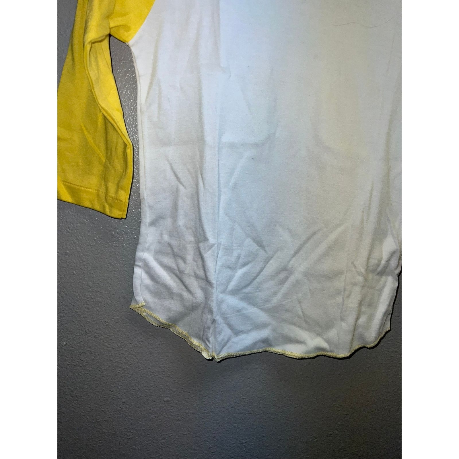 Vintage Women's 80s Lucky Star White Yellow Raglan Shirt Blank Top Size M / US 6-8 / IT 42-44 - 5 Thumbnail