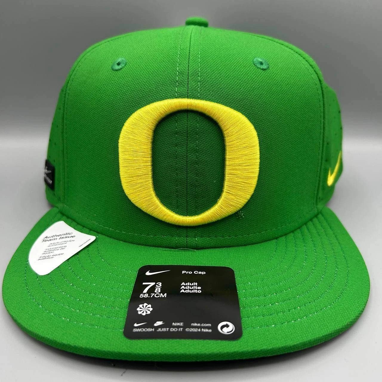 Nike Oregon Ducks x Nike Pro Hat Men 7 3/8 Dri-Fit Fitted Cap New Size ONE SIZE - 1 Thumbnail