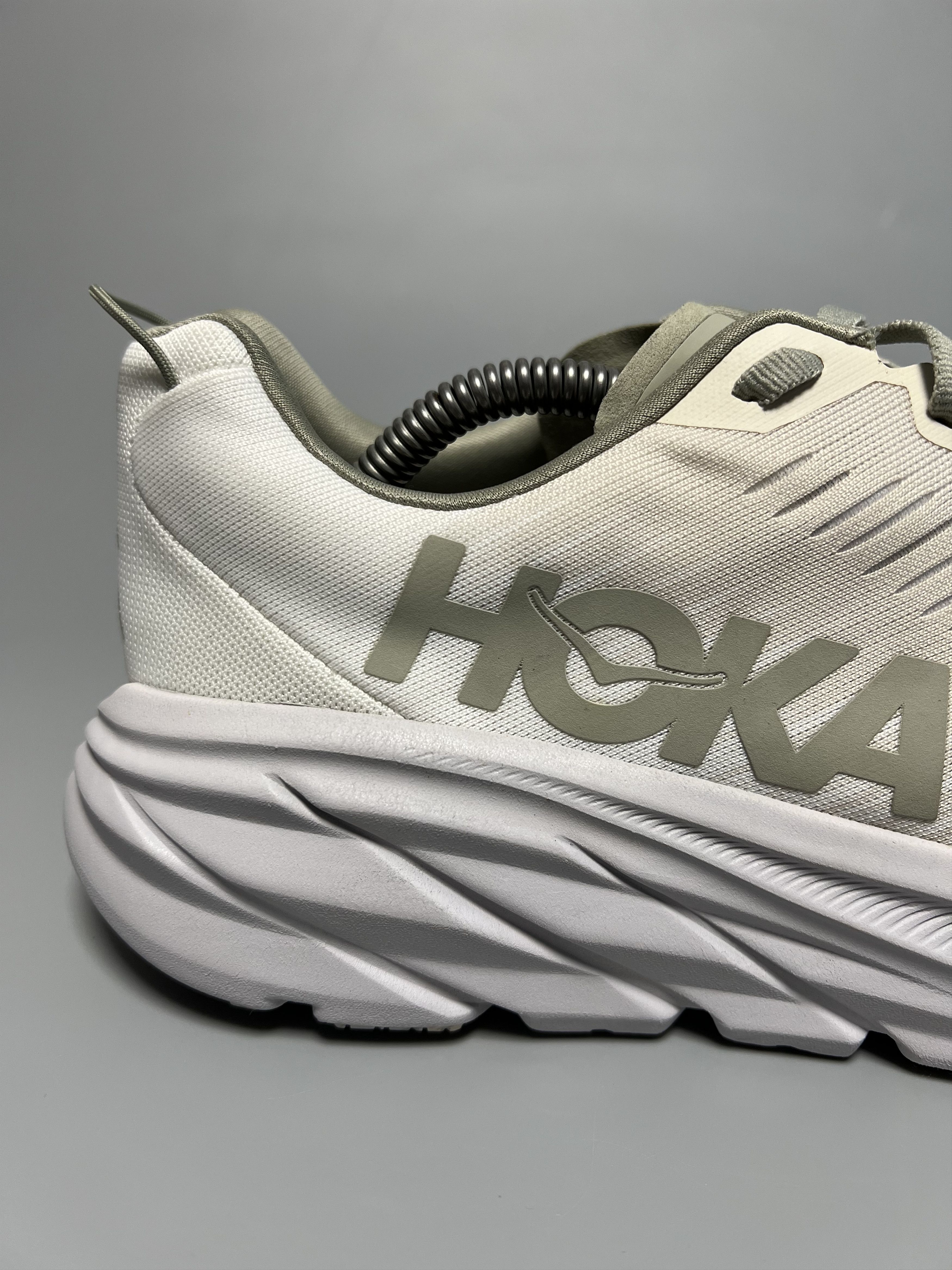 Hoka 9D Hoka One One Rincon 3 Running Shoes 1119395-BYT Size US 9 / EU 42 - 12 Thumbnail