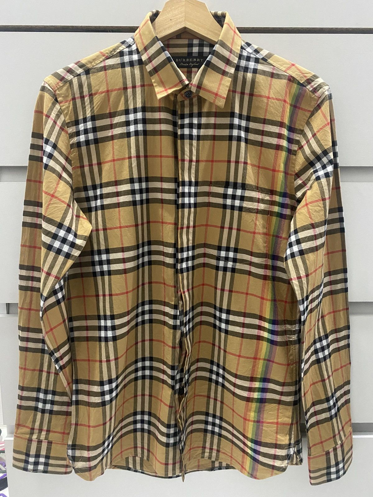 Burberry BURBERRY London England (code:B) Size US L / EU 52-54 / 3 - 1 Thumbnail