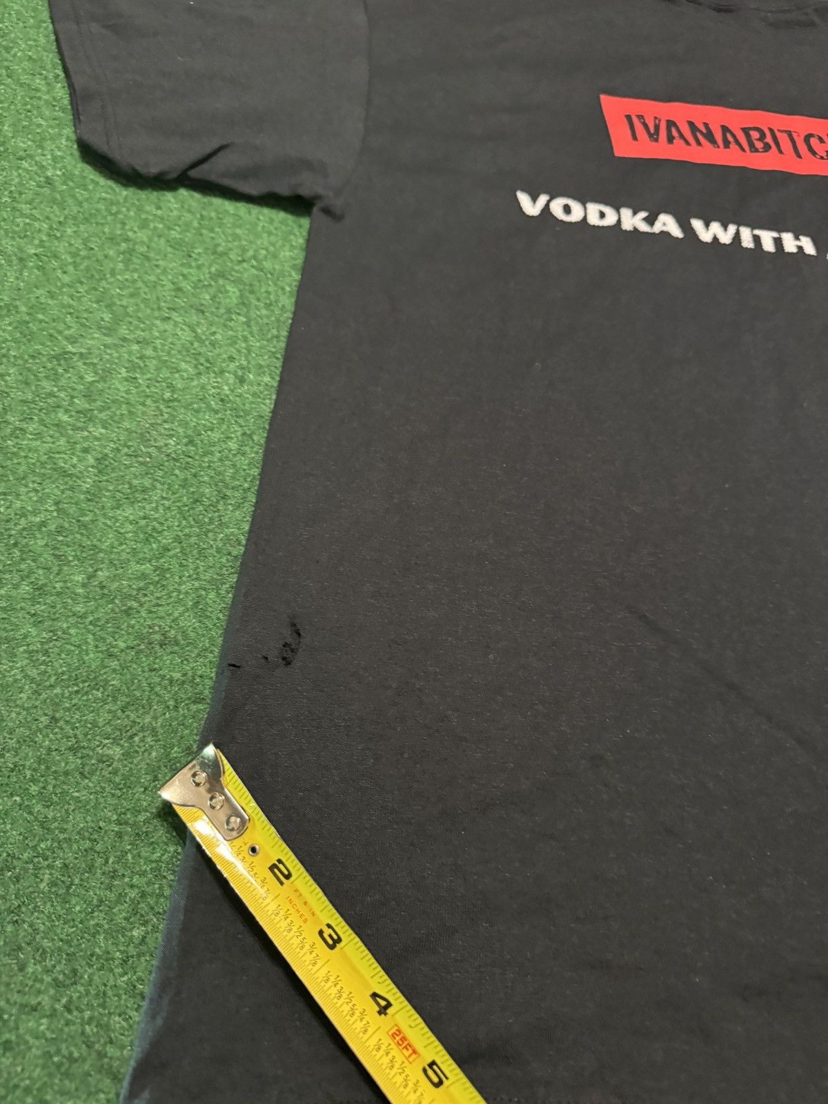 Hanes Vintage Ivanabitch Vodka Start Bitchin Lrg Alcohol T Shirt Size US L / EU 52-54 / 3 - 8 Thumbnail