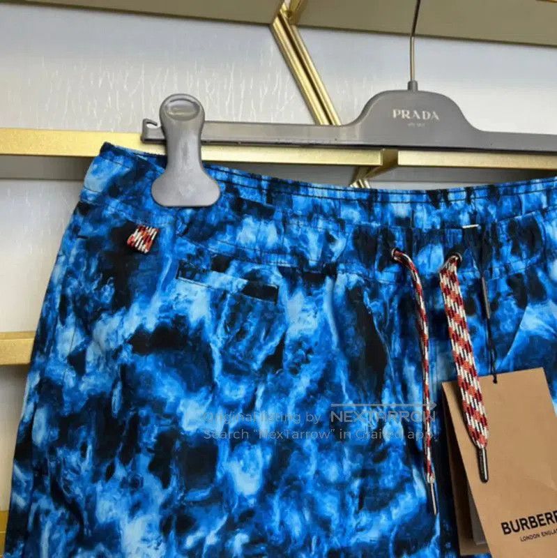 Burberry Burberry M Size Summer Multi-Color Casual Shorts. Size US 32 / EU 48 - 2 Thumbnail