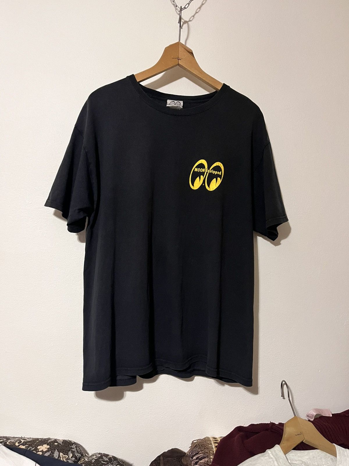 Other Mooneyes "MOON Equipped" Vintage Oversized T-shirt Size US XL / EU 56 / 4 - 4 Thumbnail
