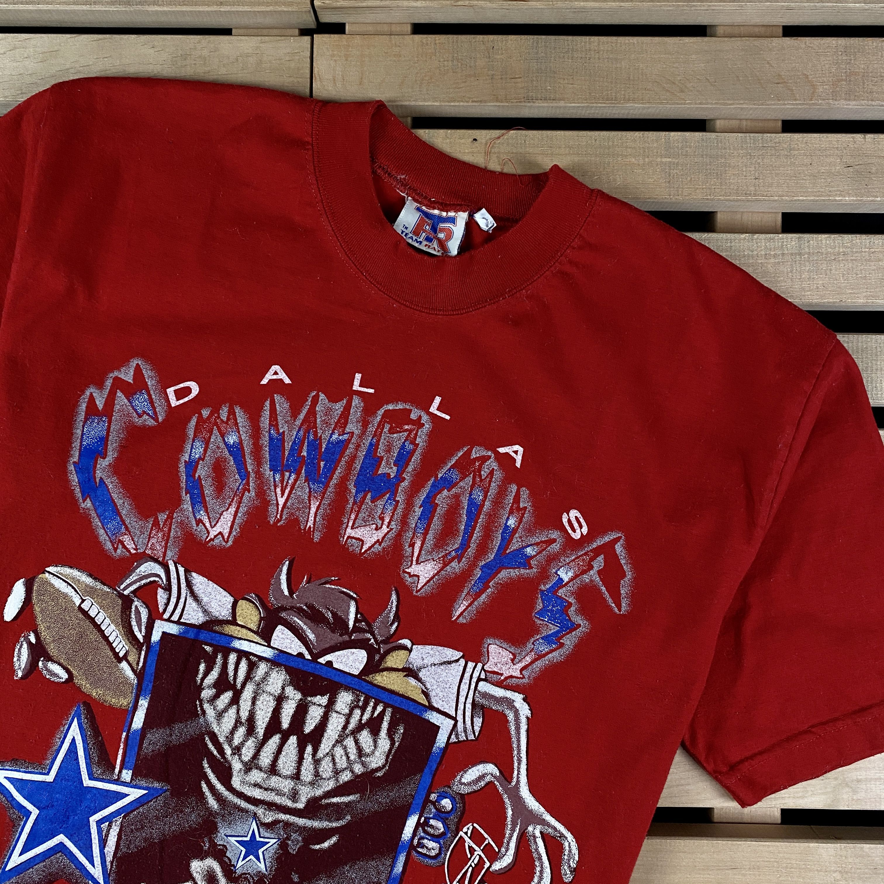 Vintage Mens Vintage T-Shirt Looney Tunes Taz Dallas Cowboyz Size L Size US L / EU 52-54 / 3 - 2 Thumbnail
