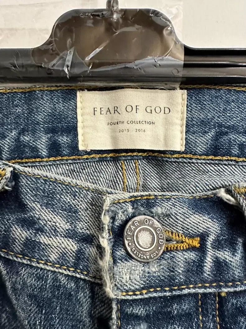 Fear of God Fear of God The second batch of blue cattle on the main li Size US 28 / EU 44 - 3 Thumbnail