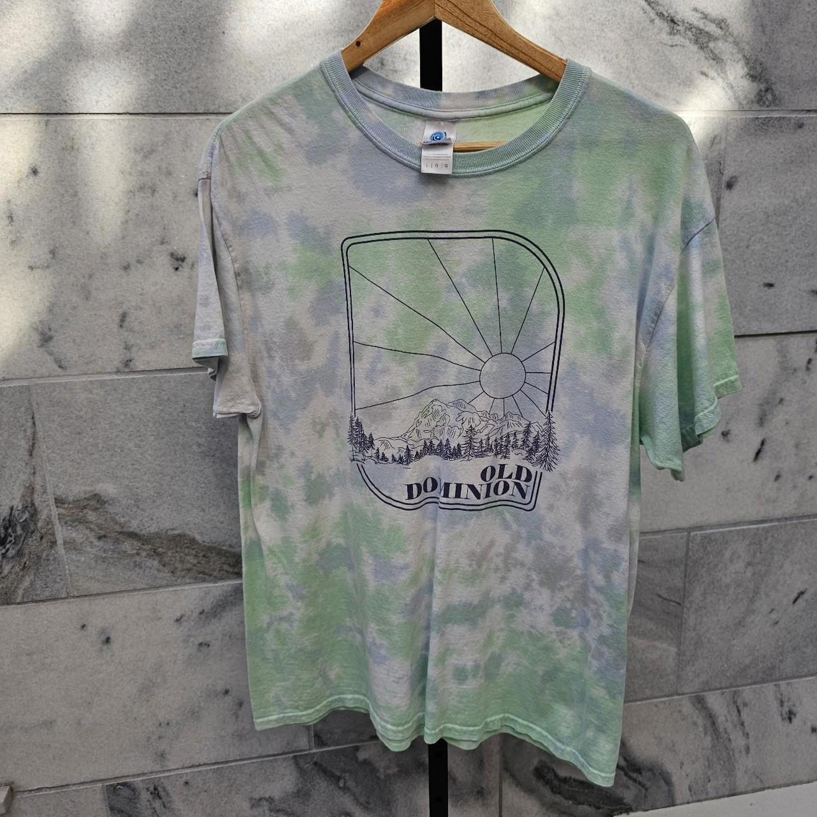 Other Men's Blue and Green Old Dominion Tour 20-21 T-shirt Size US L / EU 52-54 / 3 - 1 Thumbnail