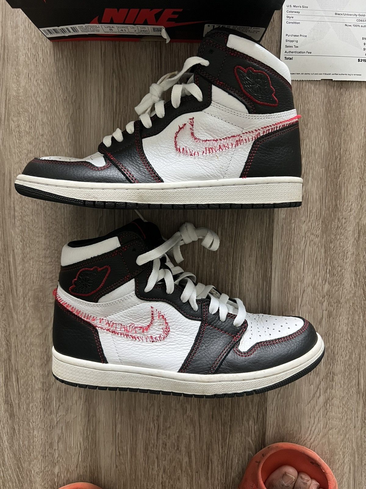 Jordan Brand Air Jordan 1 Retro High OG Defiant Size US 8 / EU 41 - 4 Thumbnail