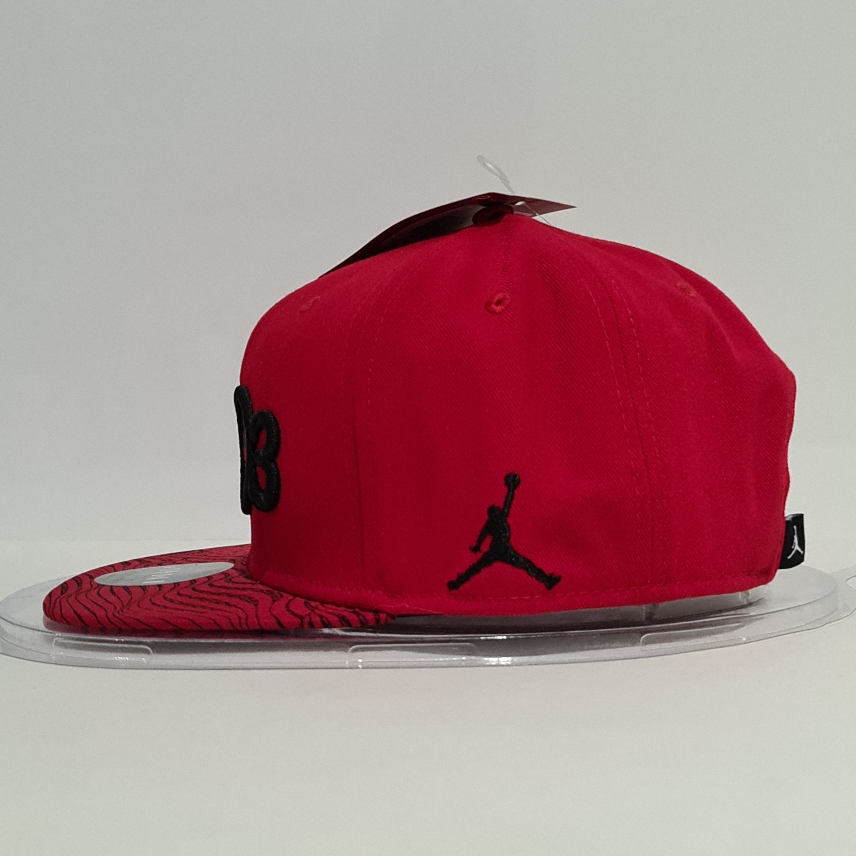 Jordan Brand Jordan Cap Snapback 'TWO3 Flu Game' Red Size ONE SIZE - 3 Thumbnail