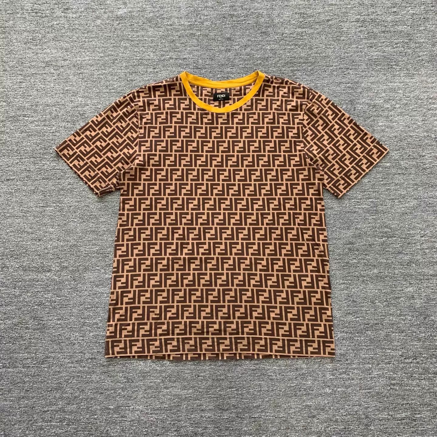 Fendi Fendi FF Monogram Brown Short Sleeve T-Shirt S 95 New Size US S / EU 44-46 / 1 - 1 Thumbnail