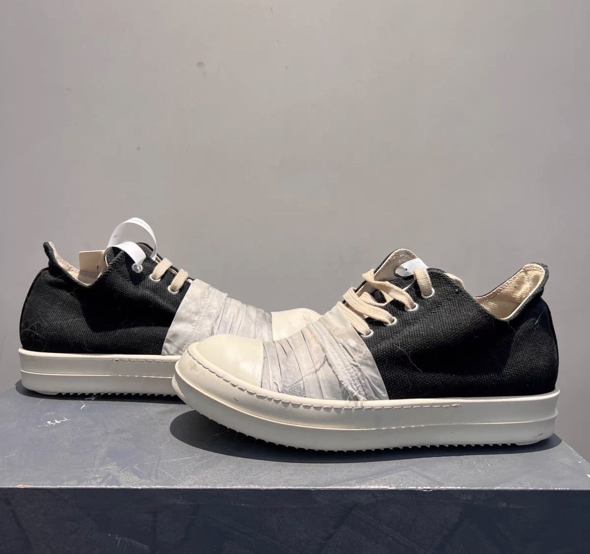 Rick Owens Rick Owens Low-Top Silk Strap Converse-Inspired Sneakers Size US 5.5 / EU 38 - 3 Thumbnail