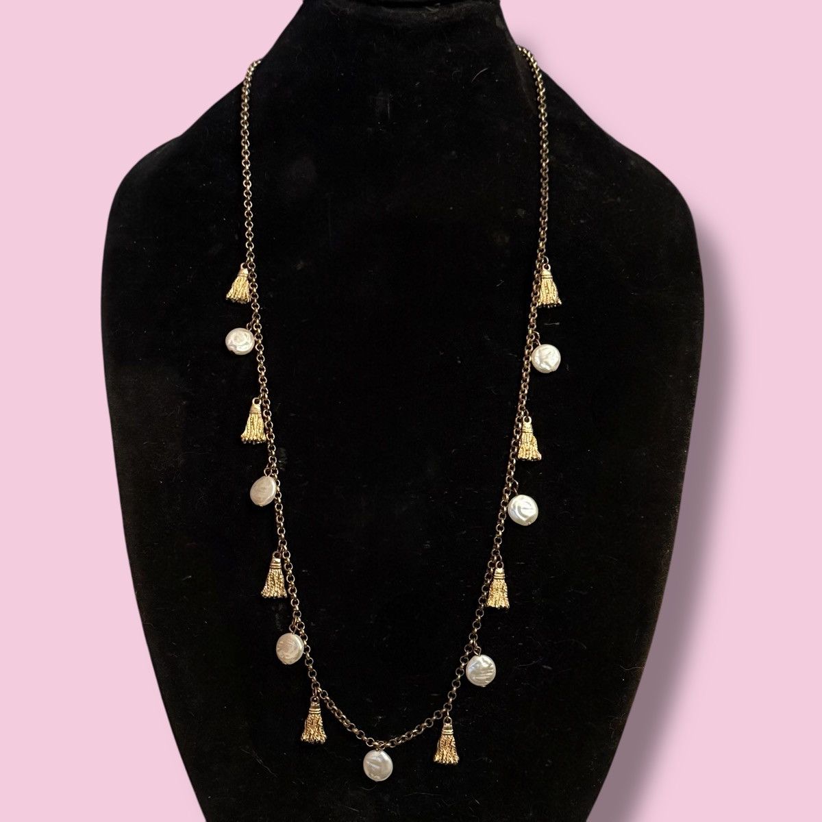 Other Fornash long gold tone pearl and tassel charm necklace Size ONE SIZE - 1 Thumbnail