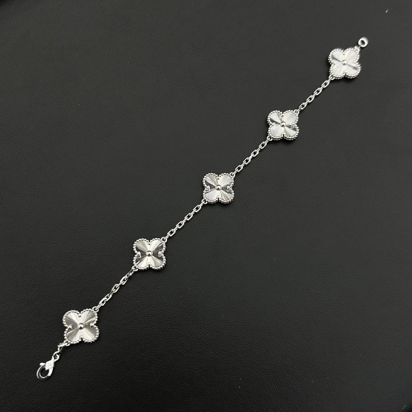 Van Cleef & Arpels VCA Van Cleef & Arpels Platinum Five-Flower Bracelet Size ONE SIZE - 1 Preview