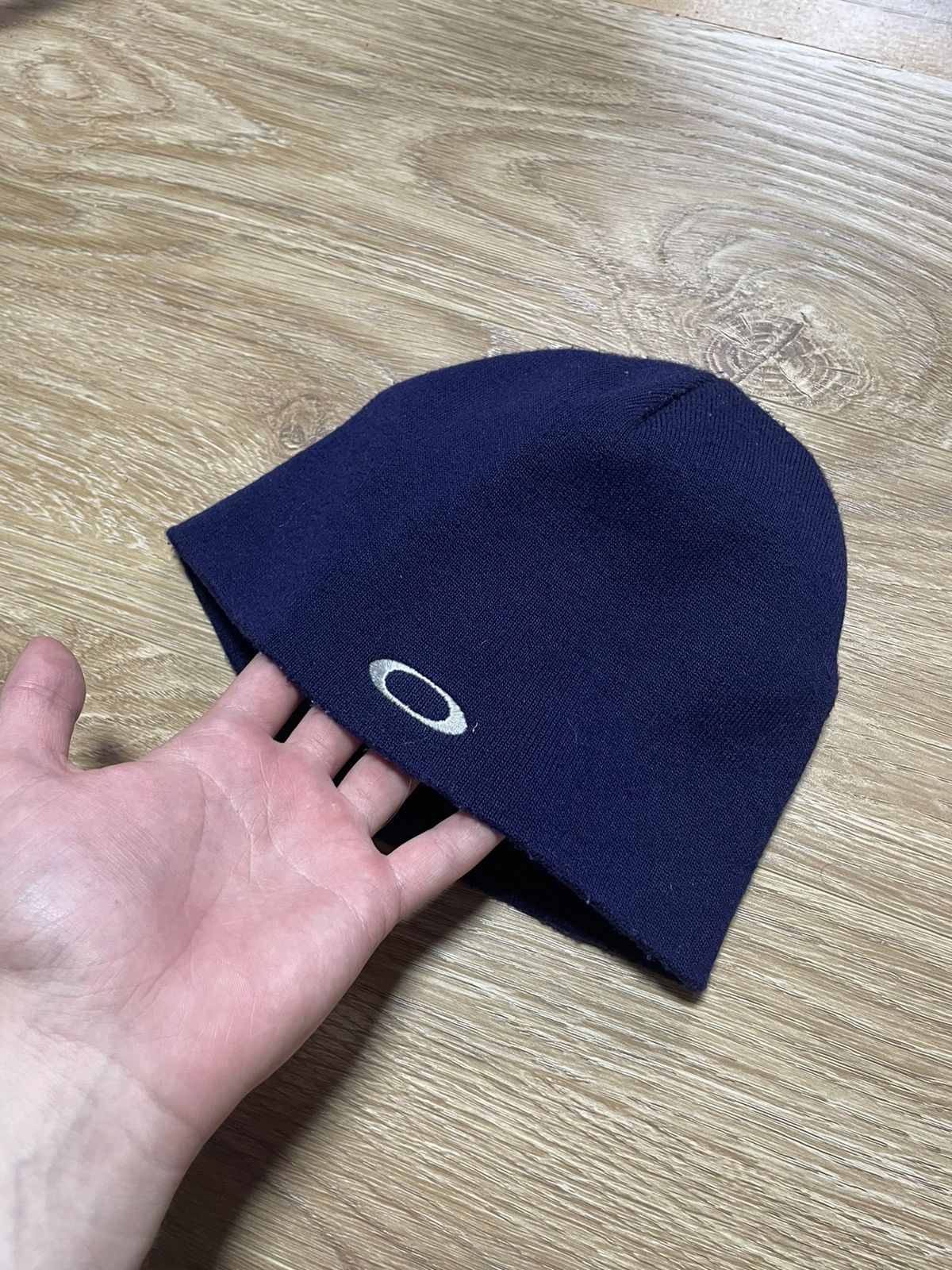 Vintage Vintage oakley y2k hat Size ONE SIZE - 2 Thumbnail
