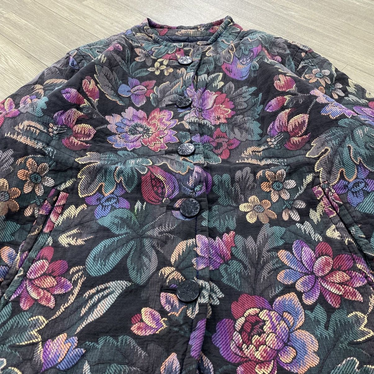 Yves Saint Laurent 1980s Vintage Yves Saint Lauren Florals YSL Boutique Blazers Size M / US 6-8 / IT 42-44 - 3 Thumbnail