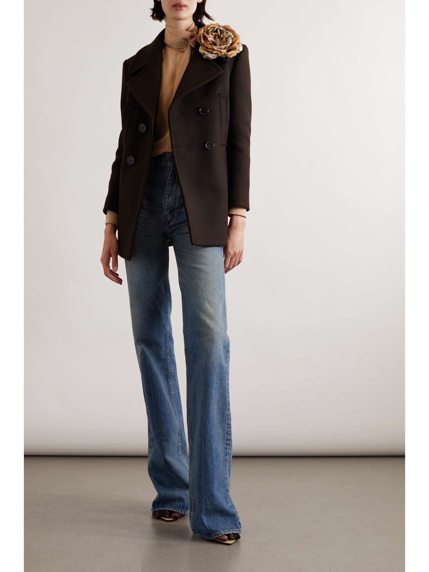 Saint Laurent Paris oc11z1025 Lavalliere Neck Shirt In Crepe De Chine in Beige Size S / US 4 / IT 40 - 2 Thumbnail