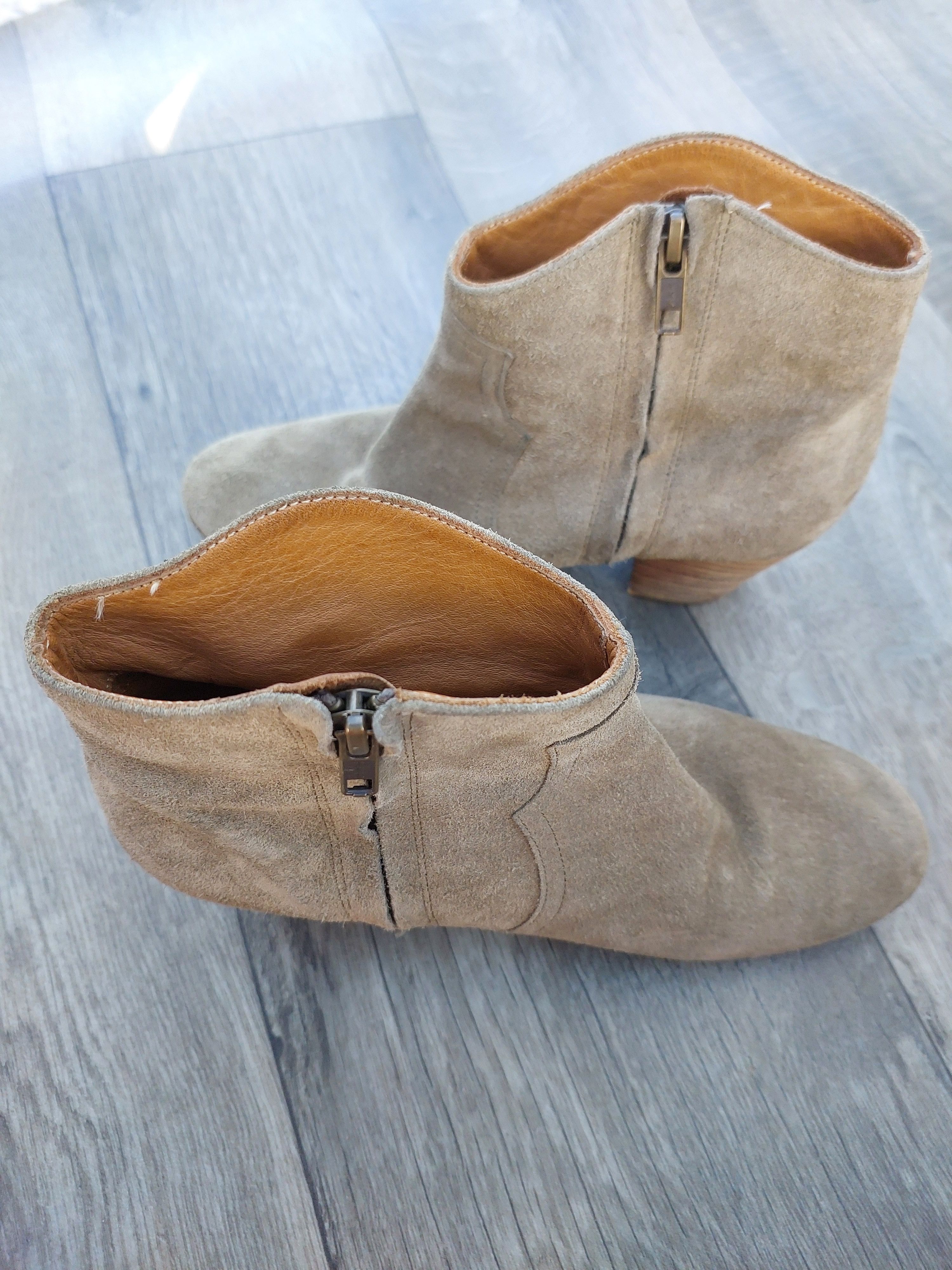 Isabel Marant Isabel Marant Dicker Taupe Grey Suede Leather. Size US 8 / IT 38 - 4 Thumbnail