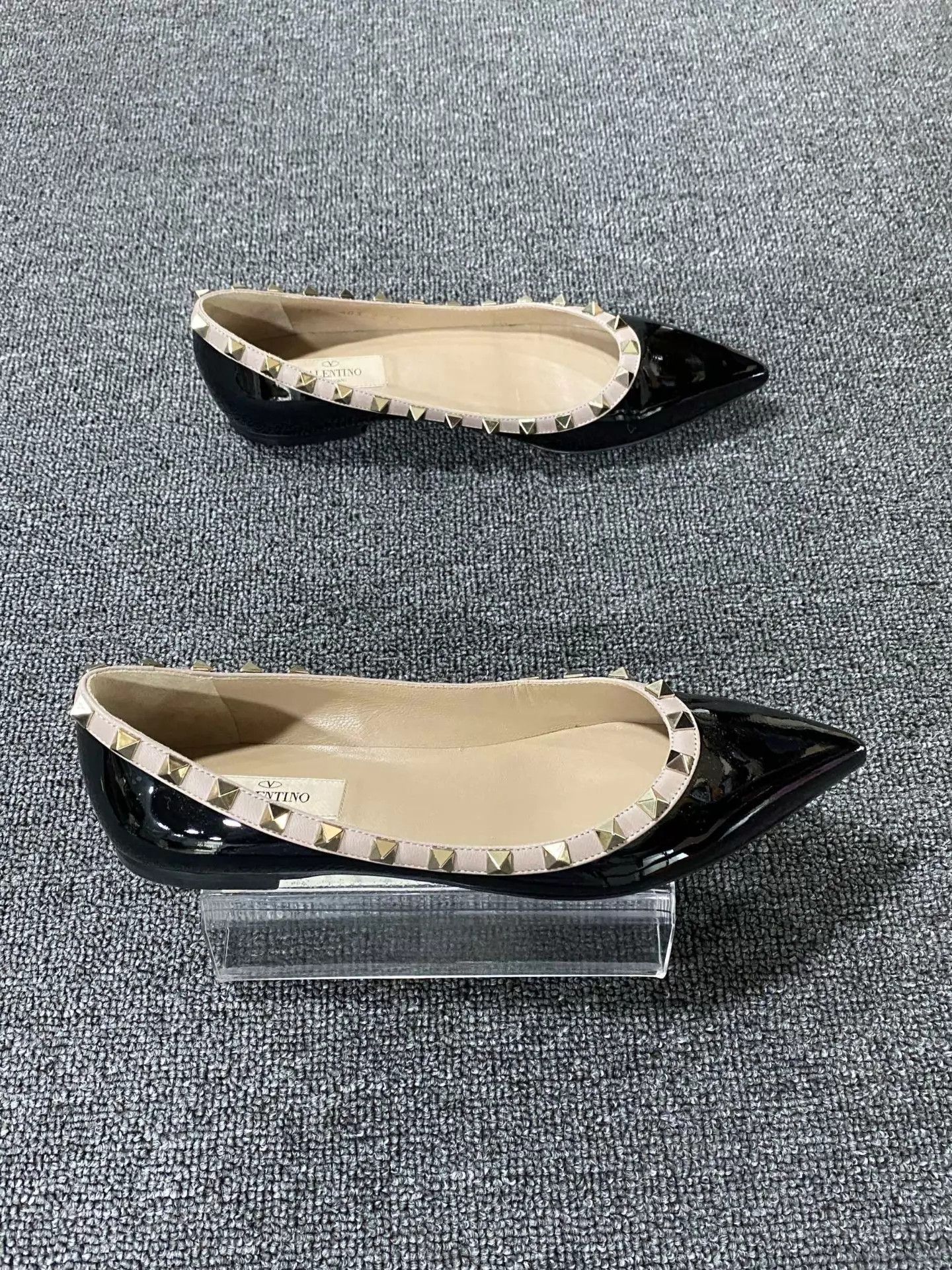 Valentino Valentino Black Studded Flats 98 New 37 Size US 6.5 / IT 36.5 - 3 Thumbnail