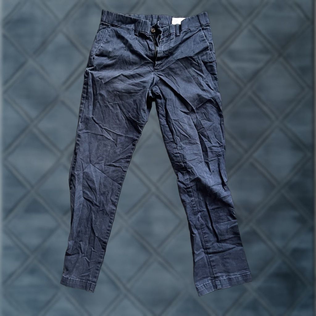 Gap VINTAGE GAP Chino Pants Mens Size 30x30 Navy Straight Fit 100% Cotton Distressed Size US 30 / EU 46 - 1 Thumbnail