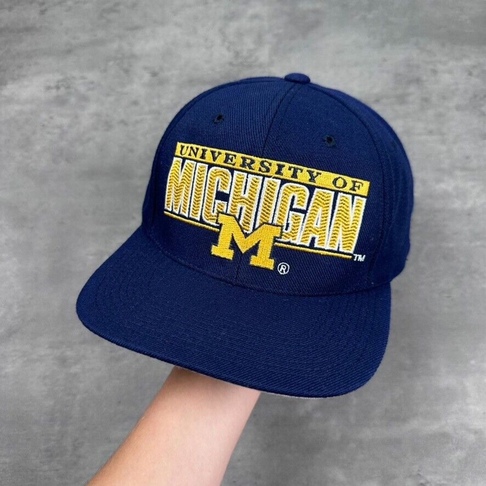 Sports Specialties Vtg University of Michigan Wolverines Sports Specialties Hat Size ONE SIZE - 1 Thumbnail