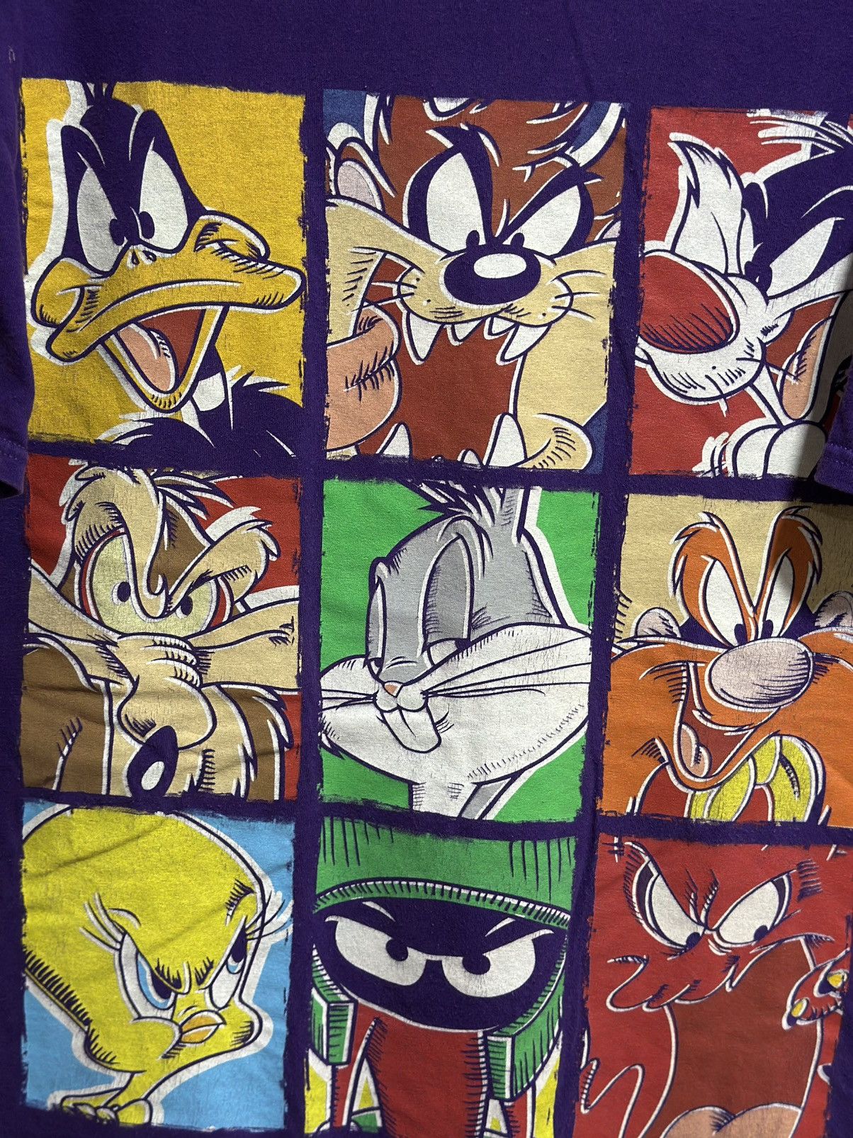 Cartoon Network × Vintage × Warner Bros Vintage Looney Tunes All Characters Faded Tee Size US XL / EU 56 / 4 - 2 Thumbnail