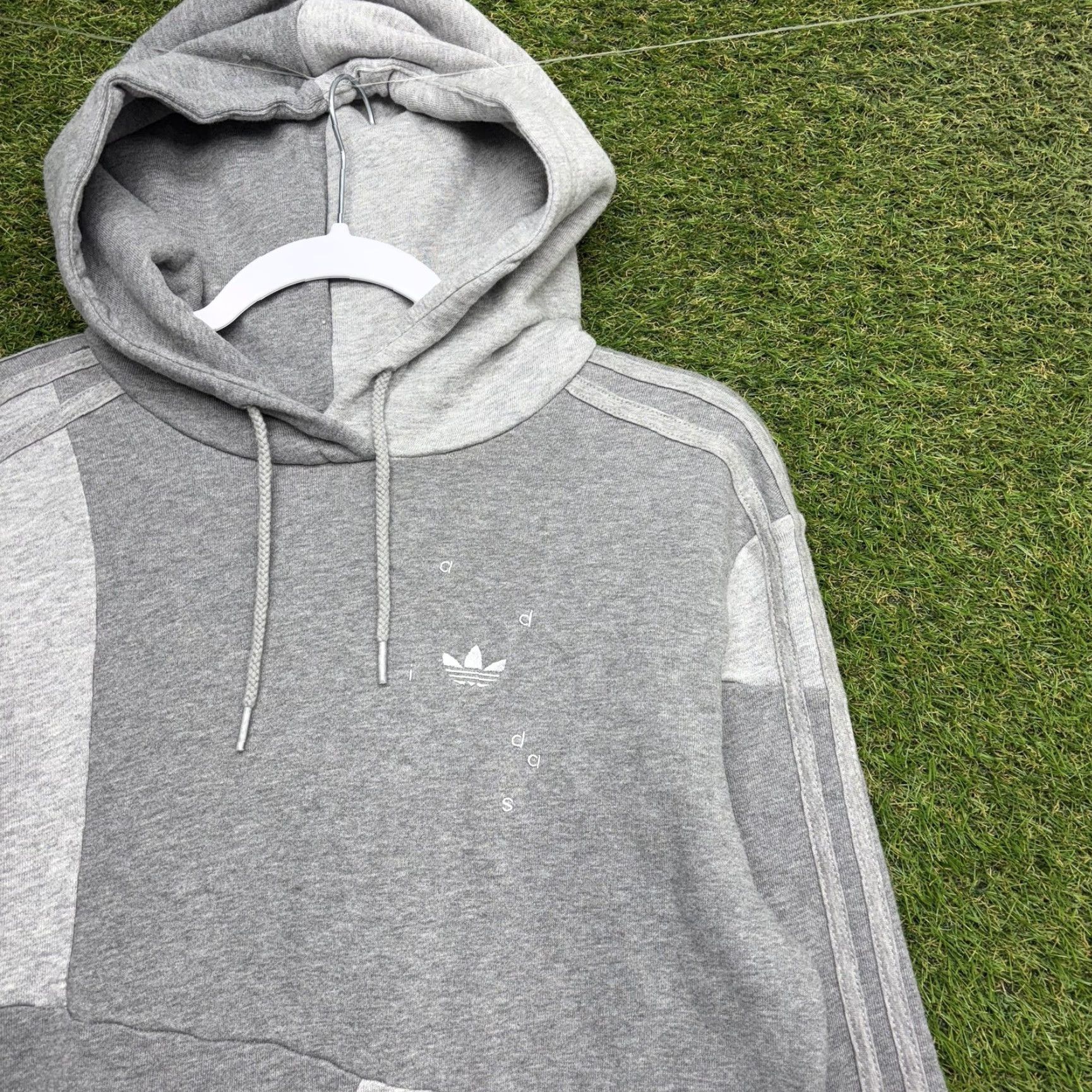 Adidas Adidas Hoodie Womens XS Patchwork Danielle Cathari Trefoil Sweatshirt Pullover Size XS / US 0-2 / IT 36-38 - 2 Thumbnail