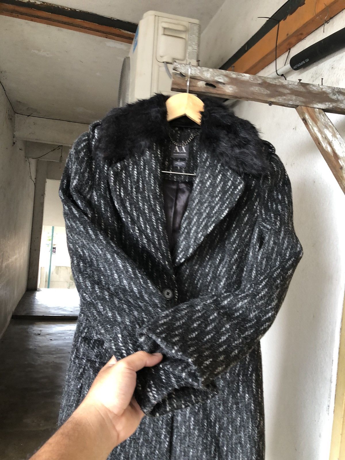 Armani Exchange Armani Exchange Collection Glen Plaid Wool Winter Coat Size XS / US 0-2 / IT 36-38 - 7 Thumbnail