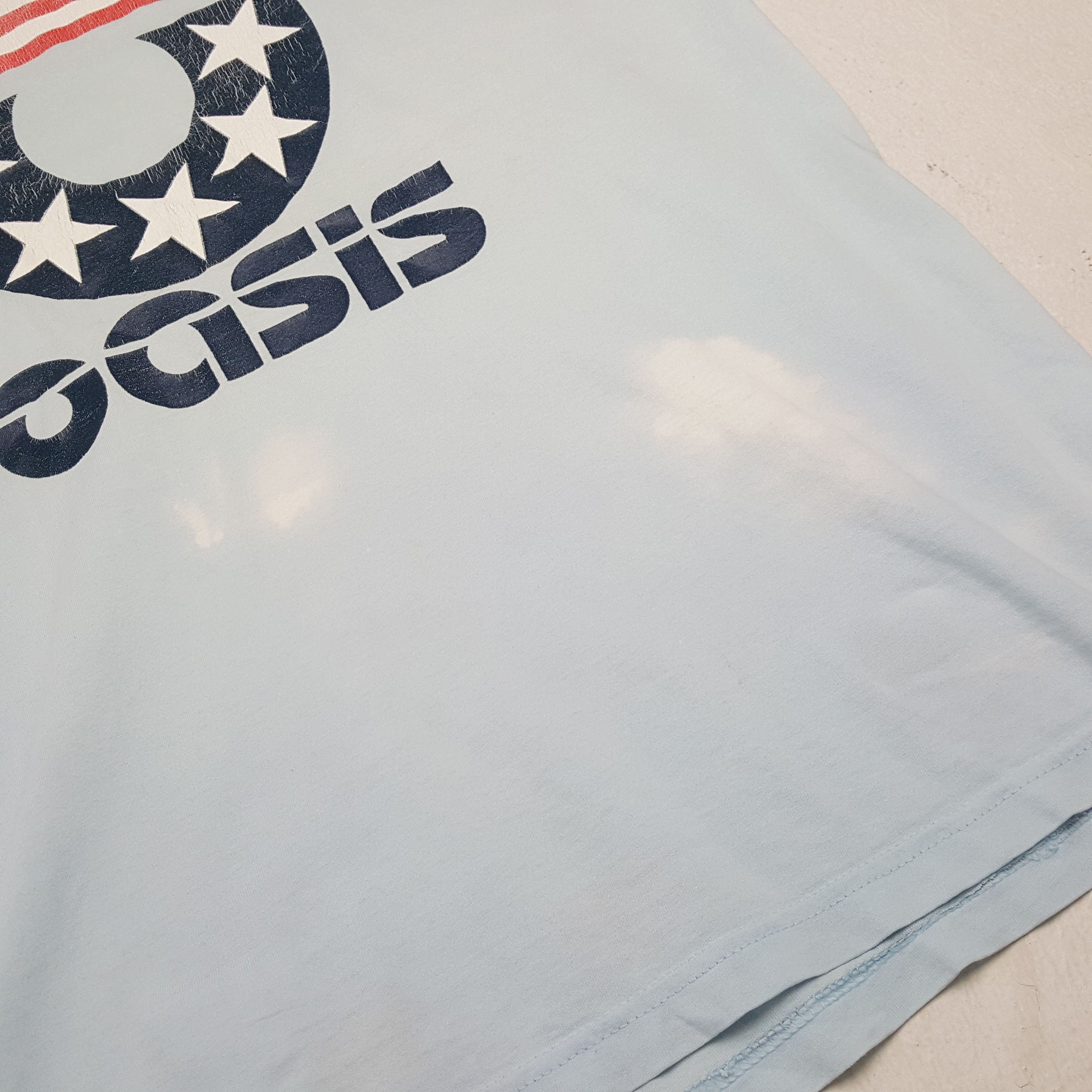Band Tees Vintage Oasis British Rock Band Tour Distressed T-shirt RR28 Size US M / EU 48-50 / 2 - 6 Thumbnail
