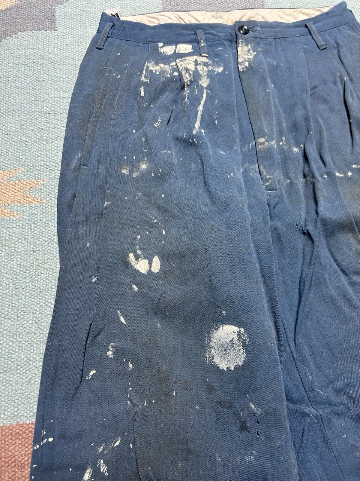 Vintage VTG 40s rayon gabardine slacks pleated paint distress 25x30 Size US 26 / EU 42 - 7 Thumbnail