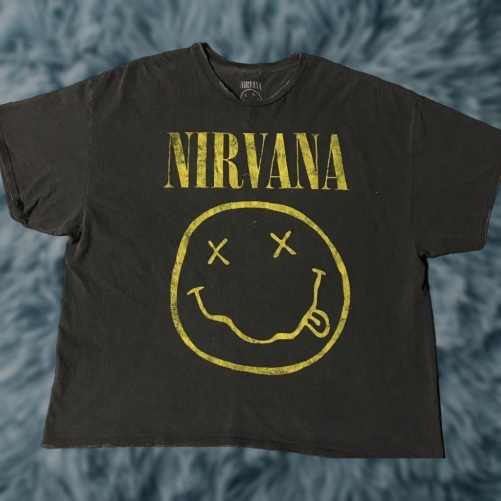 Nirvana Shirt Oversized Faded Distress 1X/2X Boxy Punk Grunge Retro Band Concert Womens XL Gray 70s 80s 90s - Smiley Face