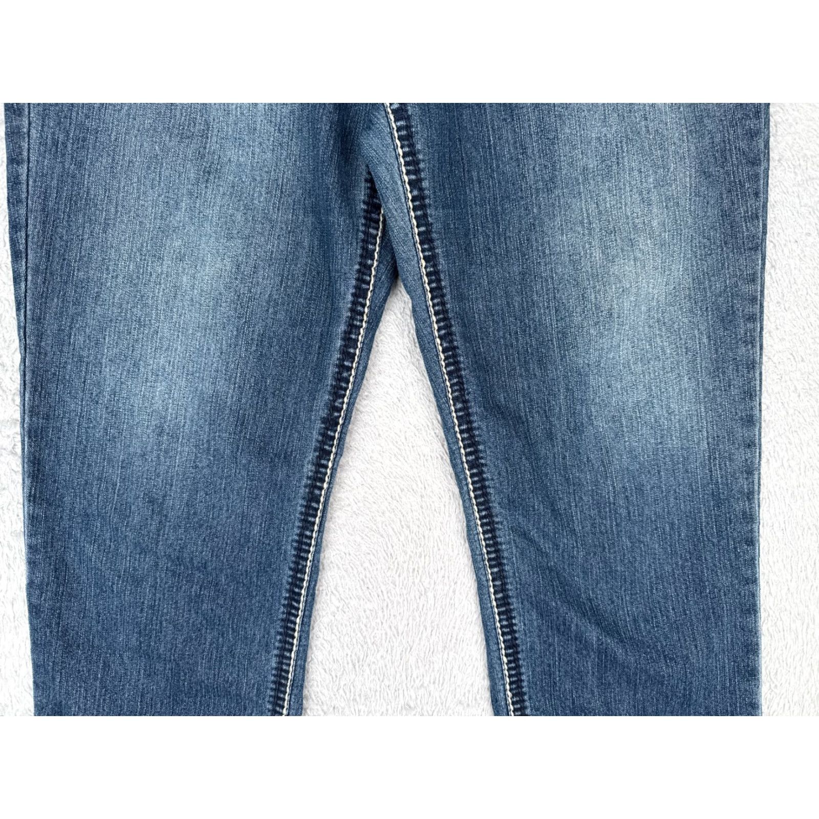 Nine West Nine West Jeans Women 14 Blue Denim Capri Crop Embroidered 32x25 High Rise Casual Date Night Womens Jeans Size 36" / US 14 / IT 50 - 3 Thumbnail