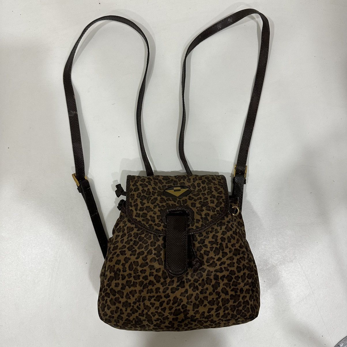 Bottega Veneta ‼️LASTDROP‼️VINTAGE BOTTEGA VENETA LEOPARD PRINT MINI BACKPACK Size ONE SIZE - 3 Thumbnail
