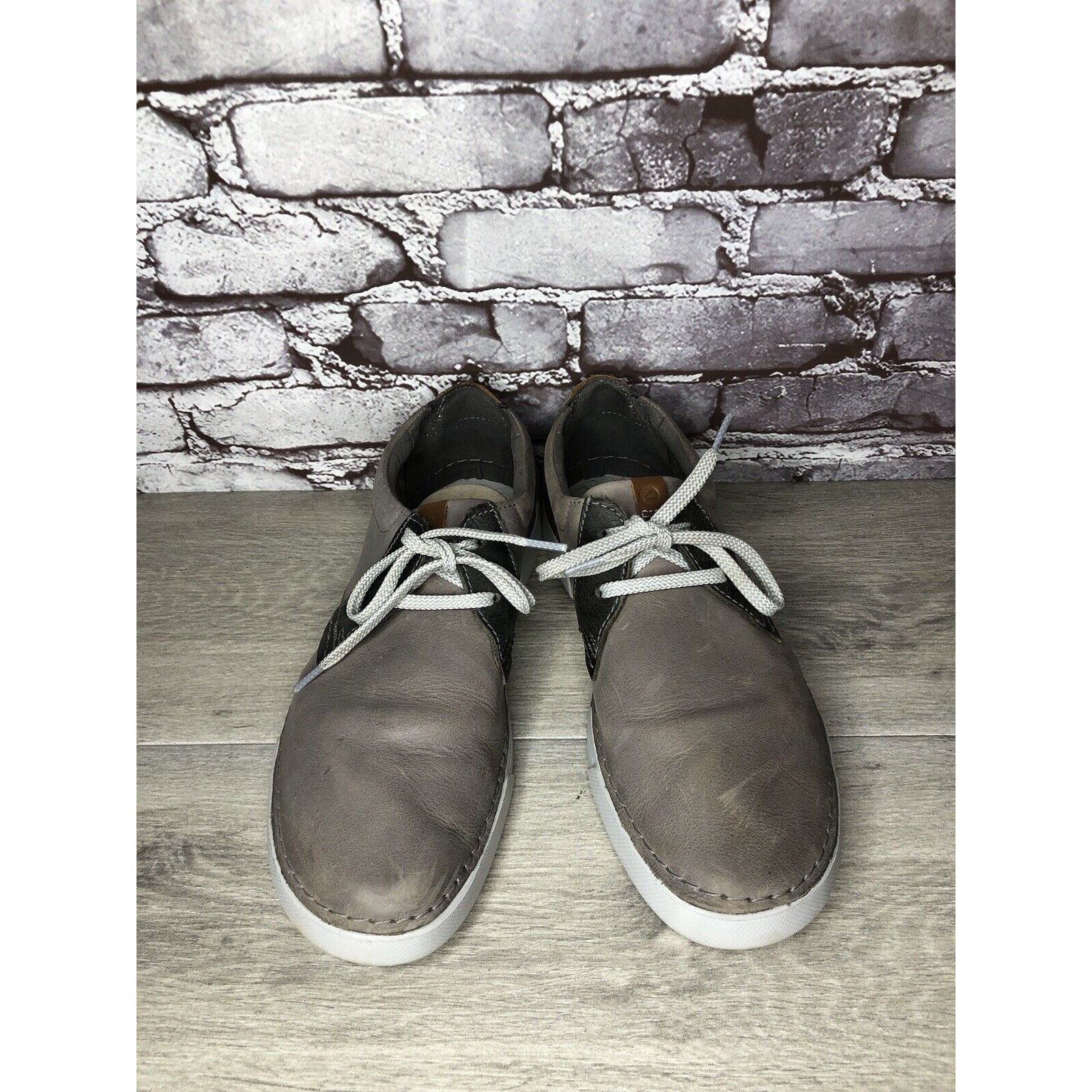 Clarks Clarks Gray Leather Lace Up Oxfords Comfort Casual Sneakers Size US 11 / EU 44 - 2 Thumbnail