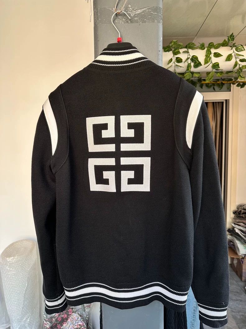 Givenchy Givenchy Givenchy Black White Embroidered Jacket -2507 Size US S / EU 44-46 / 1 - 4 Thumbnail