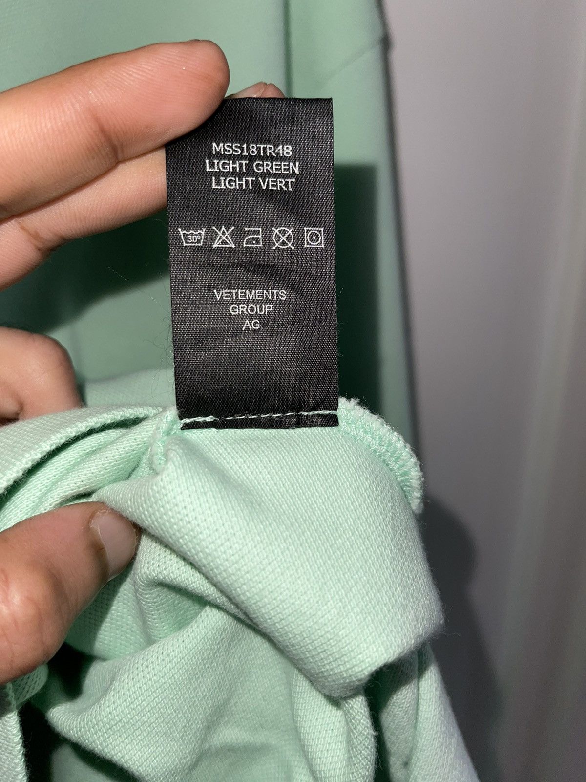 Vetements Vetements SS18 Volksb Long Sleeve Polo Size US L / EU 52-54 / 3 - 13 Thumbnail