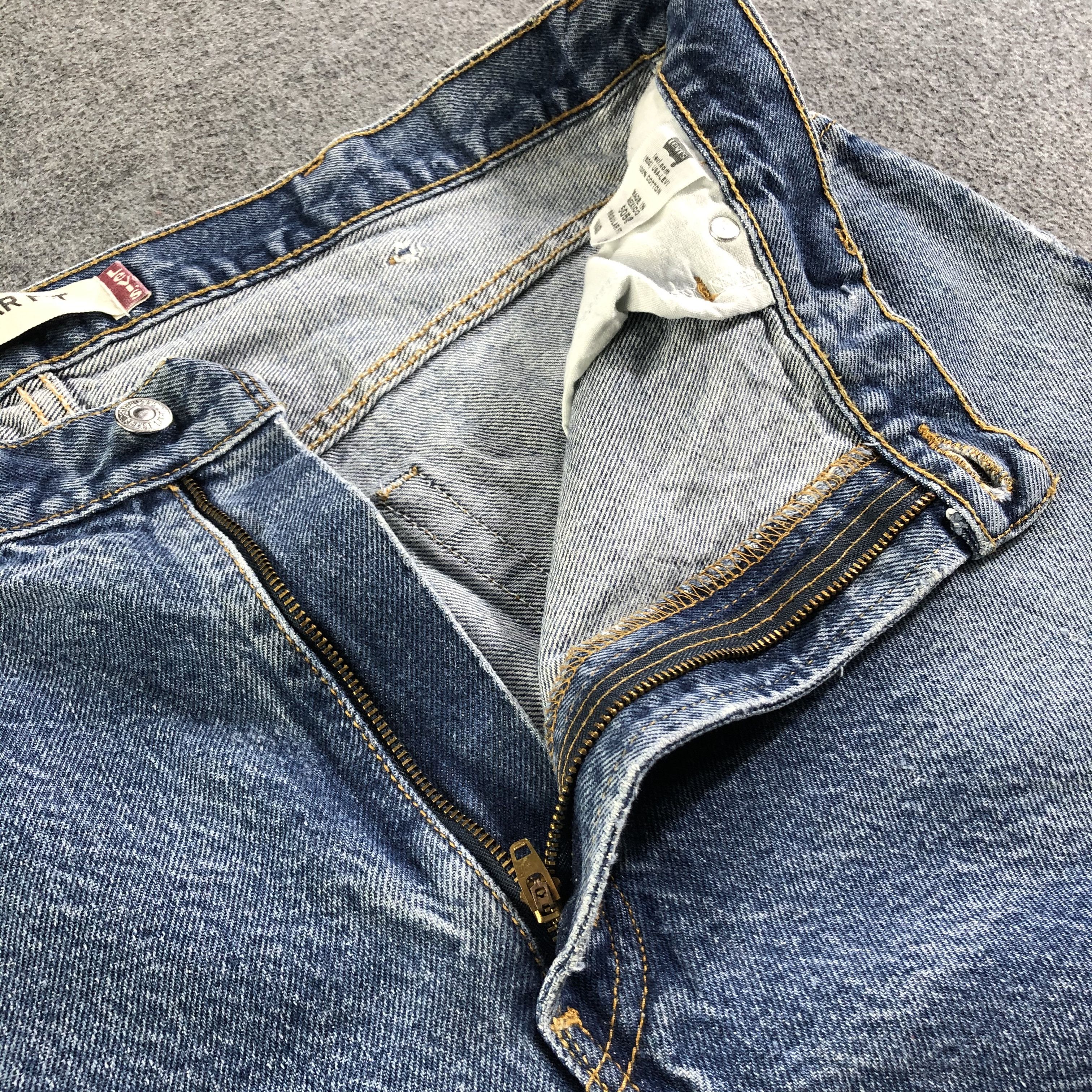 Vintage Blue Wash Levis 505 Jeans-J3118