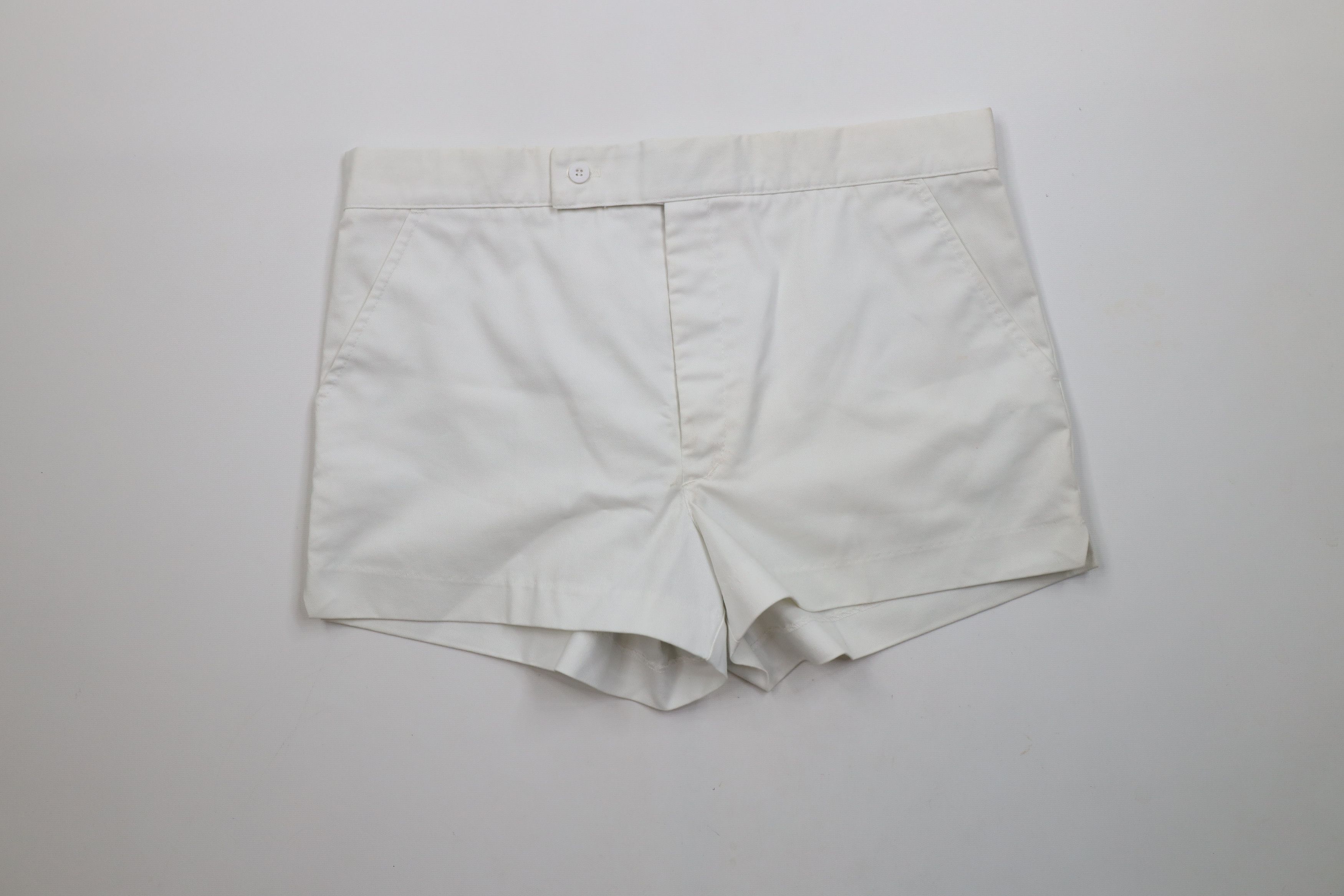 Vintage Vintage 70s Streetwear Above Knee Chino Shorts White USA Size US 36 / EU 52 - 1 Thumbnail