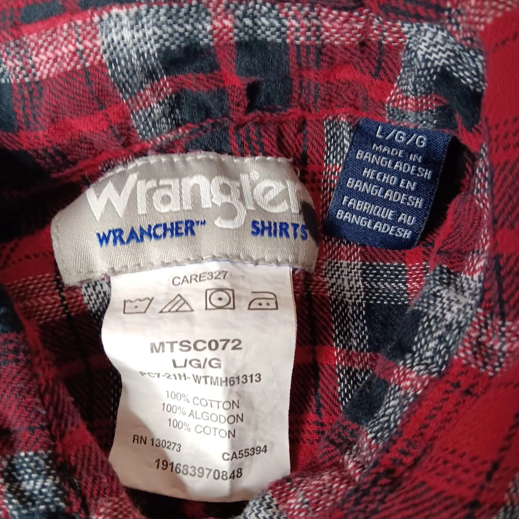Wrangler VINTAGE Wrangler Wrancher Shirt Large Plaid Red Western Pearl Snap Cowboy Workwear Mens L Red Plaid Western Wear 90s Size US L / EU 52-54 / 3 - 7 Thumbnail