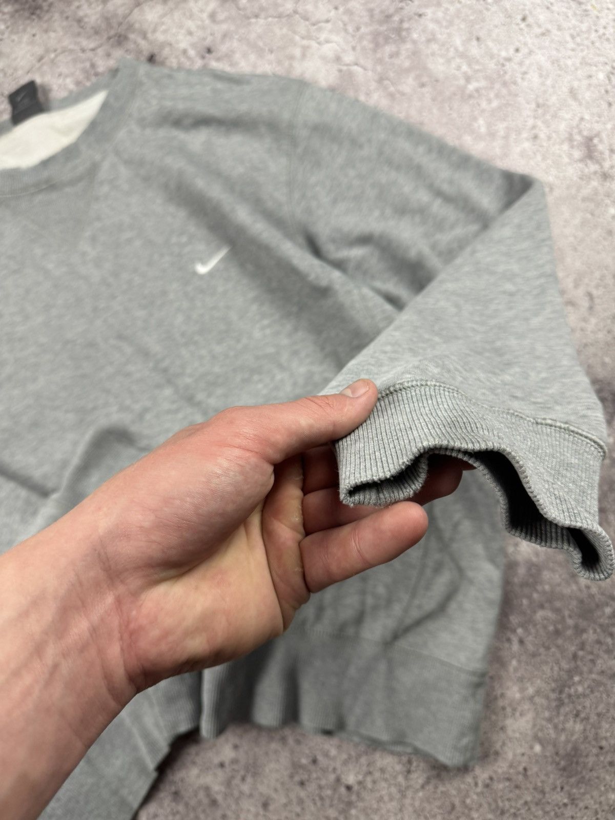 Nike Vintage Nike Grey Distressed Baggy Y2K Sweatshirt Size US L / EU 52-54 / 3 - 7 Thumbnail