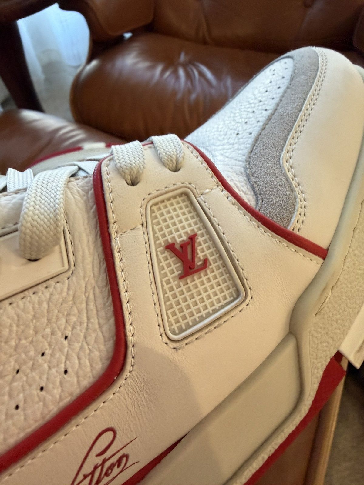Louis Vuitton Louis Vuitton LV Trainer Red White Size US 10 / EU 43 - 10 Thumbnail