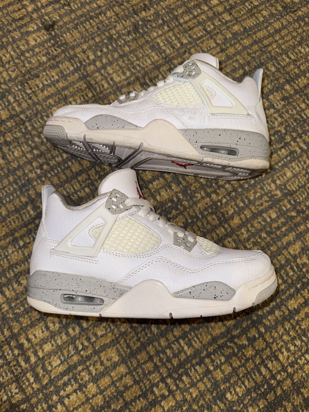 Nike Jordan 4 Retro White Oreo (2021) (GS) Size US 6.5 / IT 36.5 - 1 Thumbnail