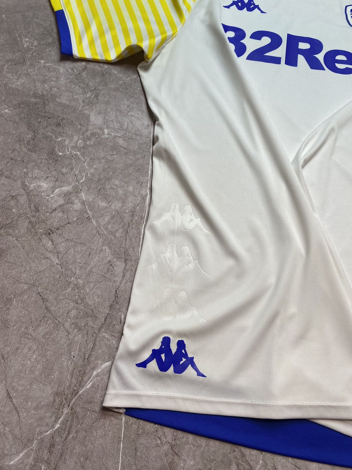 Kappa × Vintage Kappa LUFC Football Tee T-shirt Size US XL / EU 56 / 4 - 4 Thumbnail