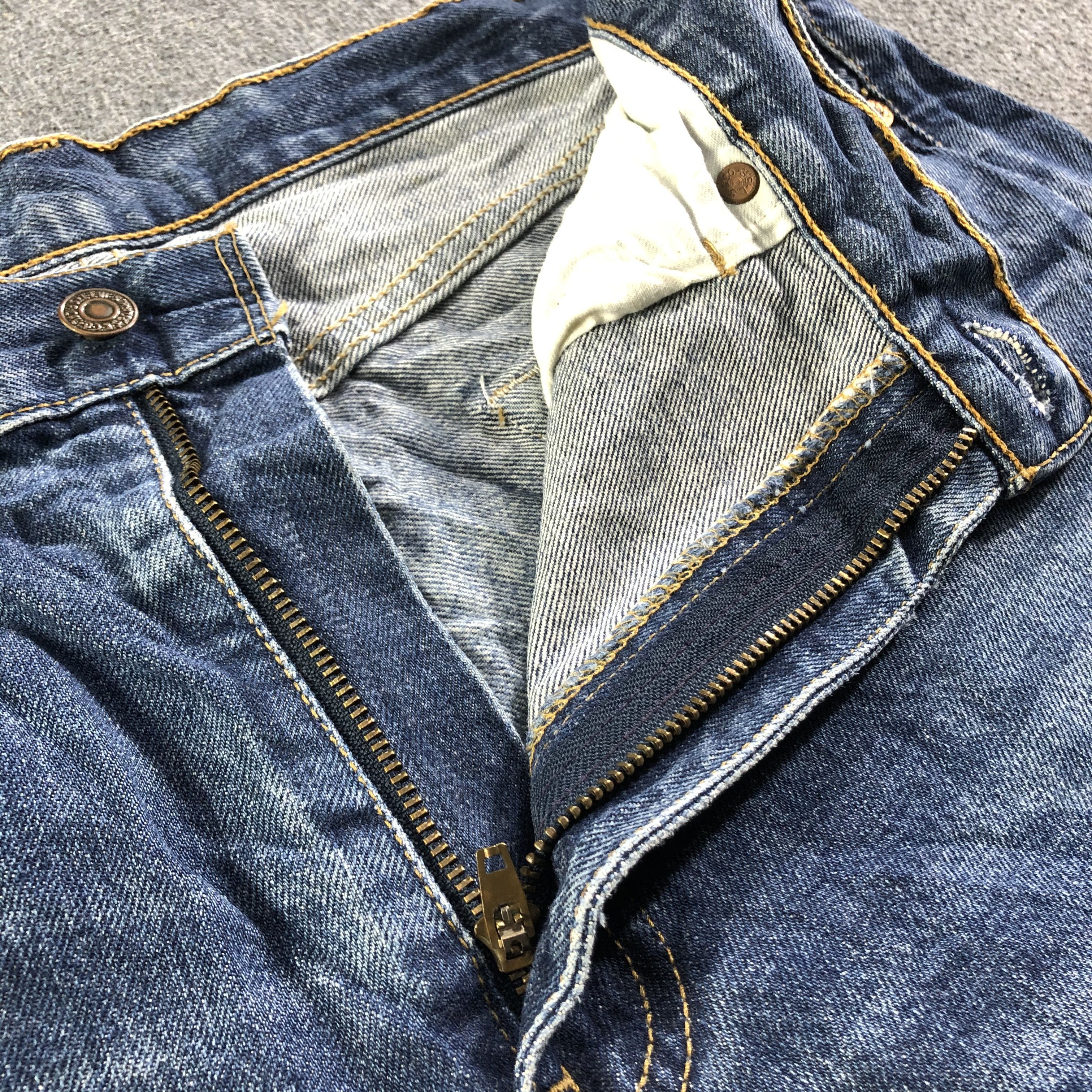 Levi's 90s Vintage Blue Wash Levis Jeans-J4044 Size US 37 - 10 Thumbnail