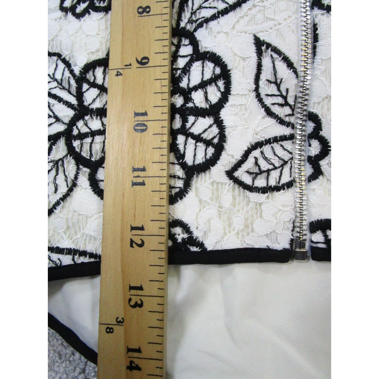 Bcbgmaxazria Bcbgmaxazria Tank Womens 0 White Black Floral Lace New Size XS / US 0-2 / IT 36-38 - 8 Thumbnail