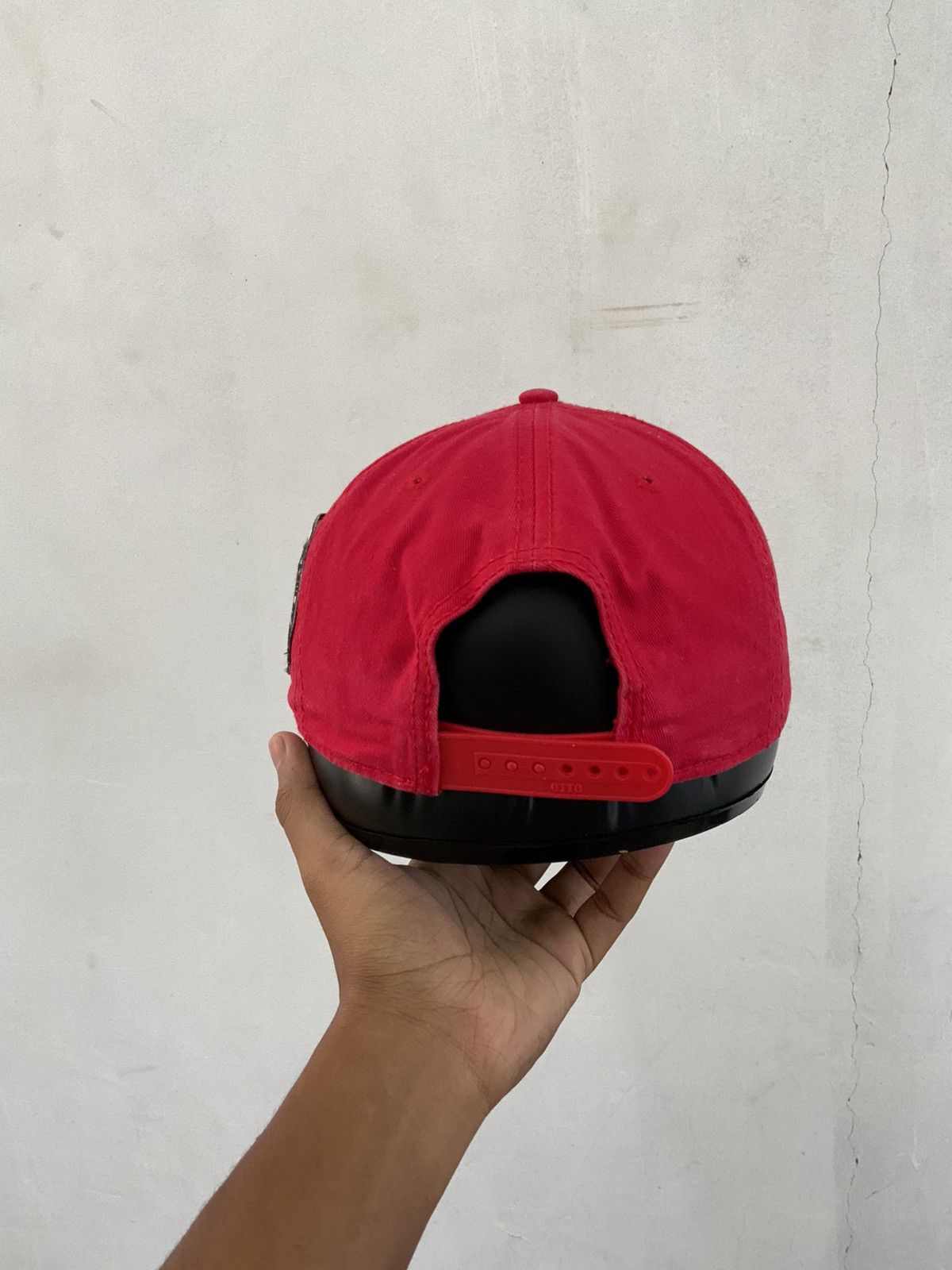 Japanese Brand AZUL by Moussy Otto Red Fade Hat Size ONE SIZE - 3 Thumbnail