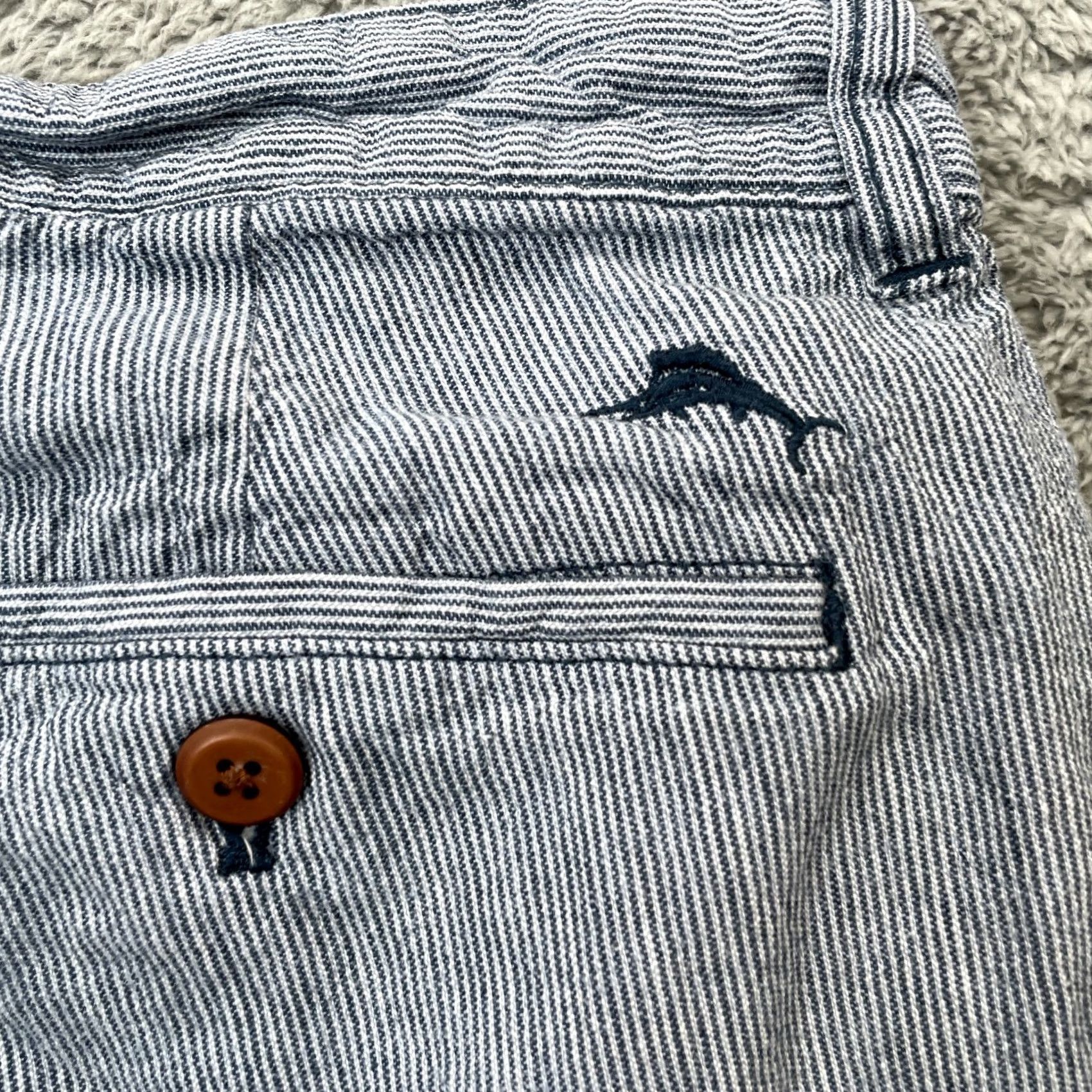 Tommy Bahama Tommy Bahama Shorts Mens 35 Blue Chino Striped Linen Blend Seersucker Resort Shirt? Size US 35 - 8 Thumbnail