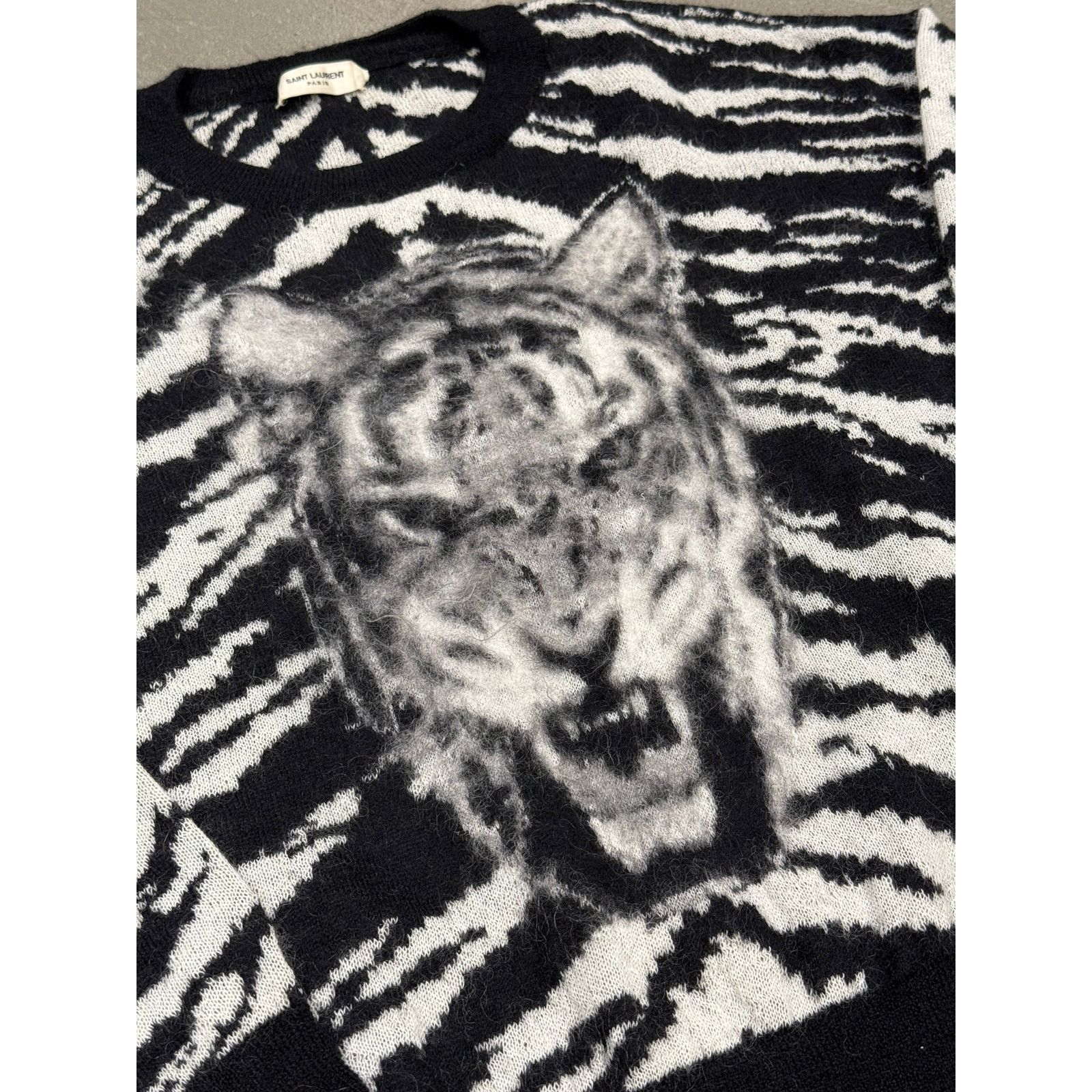 Saint Laurent Paris 2015 Saint Laurent Paris by Hedi Slimane tiger stripe knit Size XS / US 0-2 / IT 36-38 - 3 Thumbnail