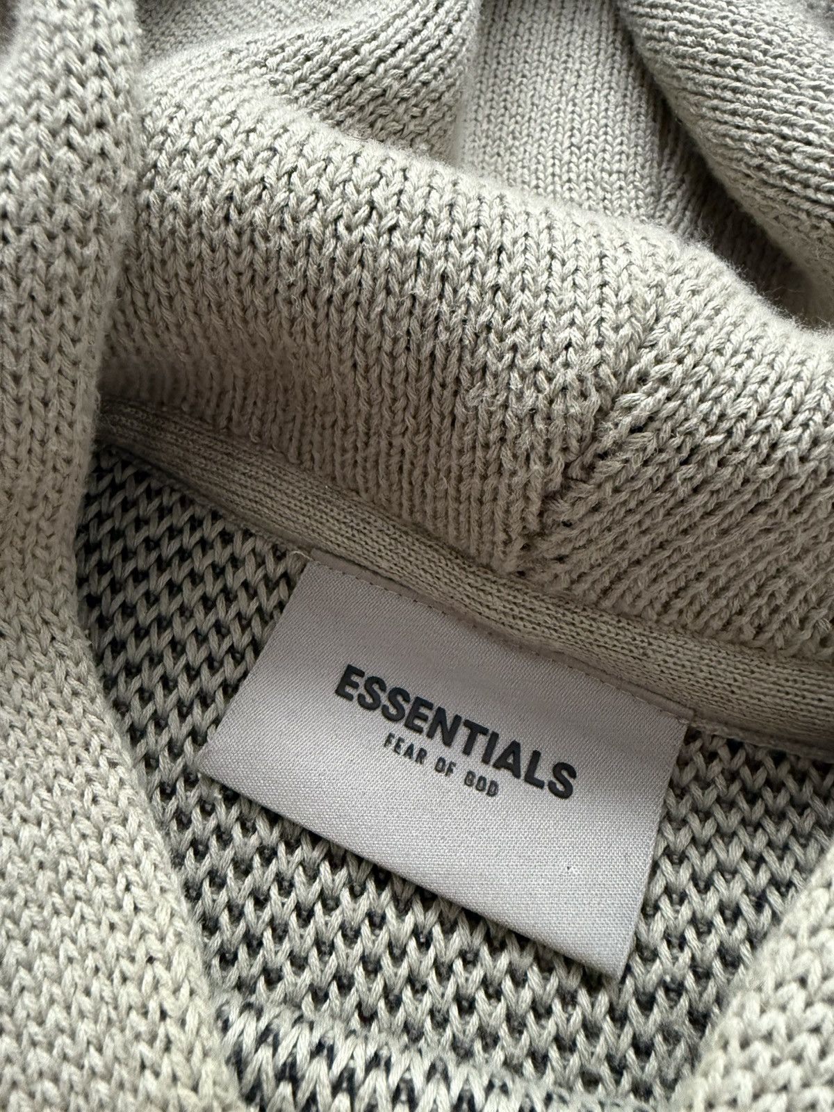 Essentials Essentials hoodie olive Size US M / EU 48-50 / 2 - 5 Thumbnail