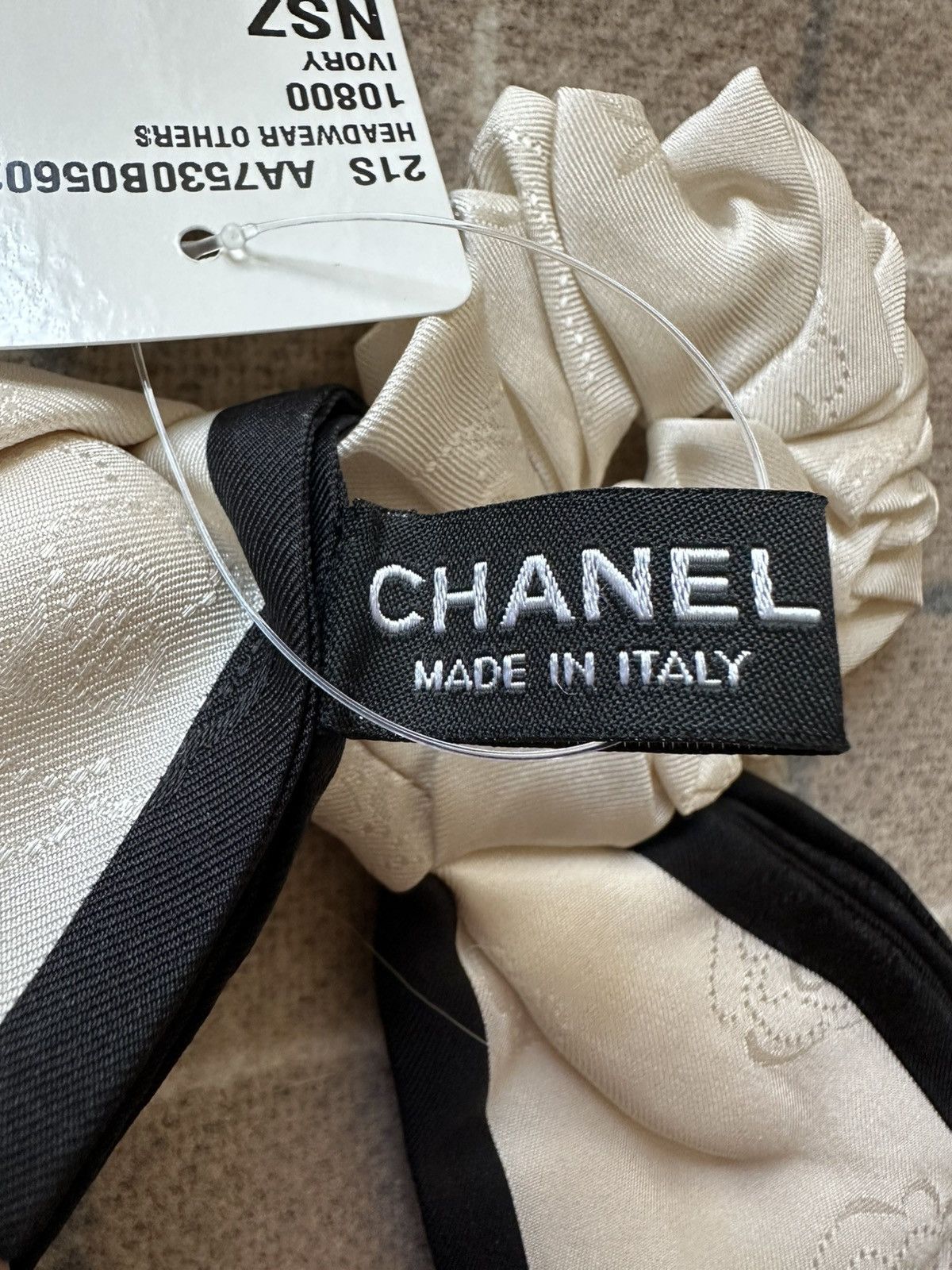 Chanel Chanel bow hair tie Size ONE SIZE - 9 Thumbnail